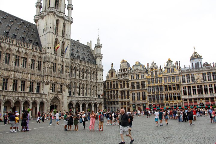 Een begeleide tour langs de beste ambachtelijke chocoladewinkels van Brussel, met proeverijen en historische inzichten, foto 15 | wizardtrip