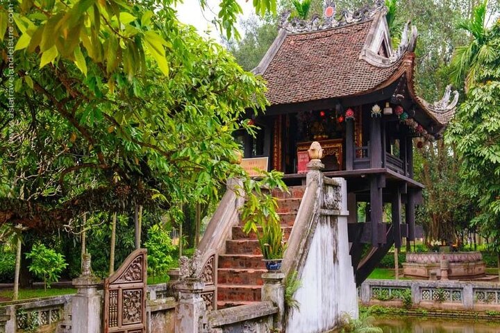 A private half-day tour exploring Hanoi's historical sites, cultural landmarks, and the unique Train Street, photo 16 | wizardtrip