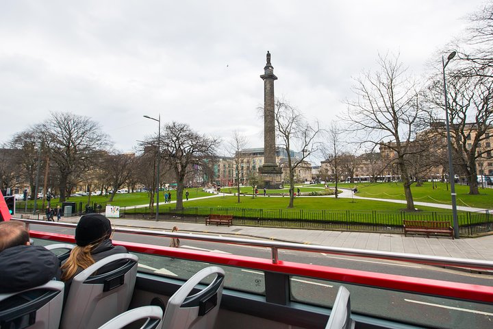 Hop-on hop-off busstur til Edinburghs kongelige attraksjoner, inkludert Edinburgh Castle og Royal Yacht Britannia, foto 15 | wizardtrip