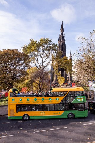 Hop-on hop-off busstur til Edinburghs kongelige attraksjoner, inkludert Edinburgh Castle og Royal Yacht Britannia, foto 22 | wizardtrip