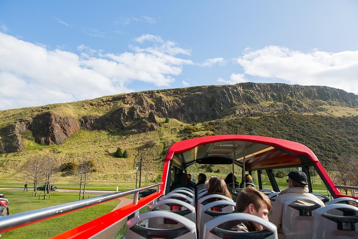 Hop-on hop-off busstur til Edinburghs kongelige attraksjoner, inkludert Edinburgh Castle og Royal Yacht Britannia, foto 26 | wizardtrip
