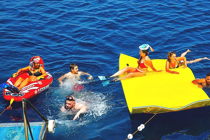 Catamarcruise op Ibiza met strandstops, paddleboarden, eten en drinken, foto 13 | wizardtrip
