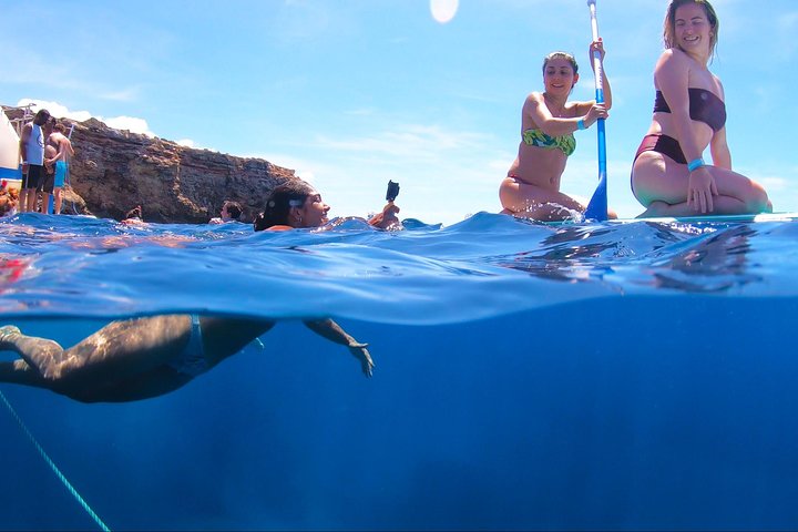 Catamarcruise op Ibiza met strandstops, paddleboarden, eten en drinken, foto 30 | wizardtrip