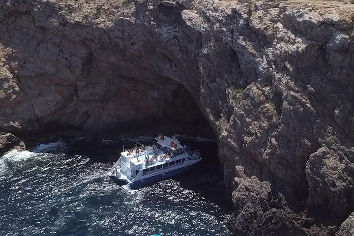 Catamarcruise op Ibiza met strandstops, paddleboarden, eten en drinken, foto 32 | wizardtrip