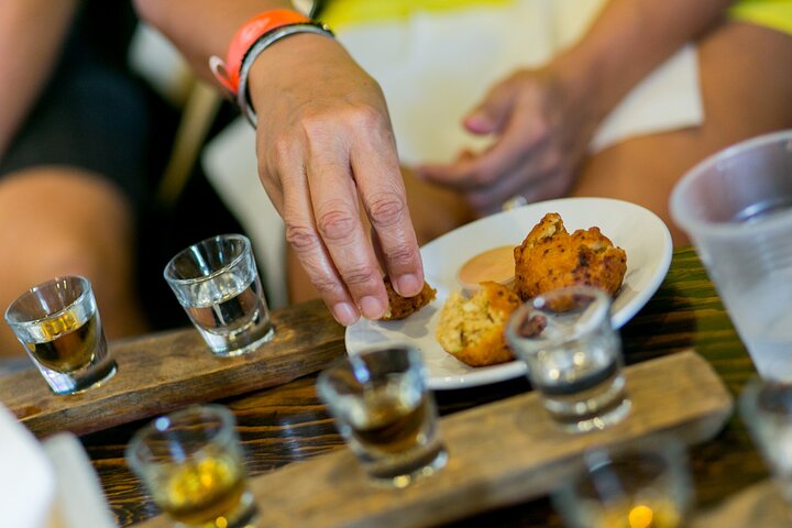 Passeio gastronômico e degustação de rum em Nassau com guia local e visita a speakeasy, foto 7 | wizardtrip