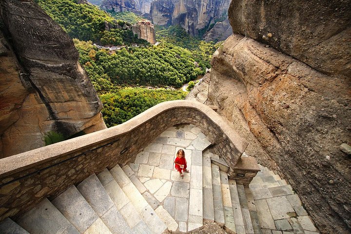 Utforsk de fantastiske klostrene i Meteora, Hellas, et UNESCO-verdensarvsted på dramatiske fjellformasjoner, foto 29 | wizardtrip