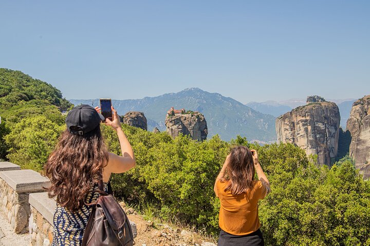 Utforsk de fantastiske klostrene i Meteora, Hellas, et UNESCO-verdensarvsted på dramatiske fjellformasjoner, foto 30 | wizardtrip
