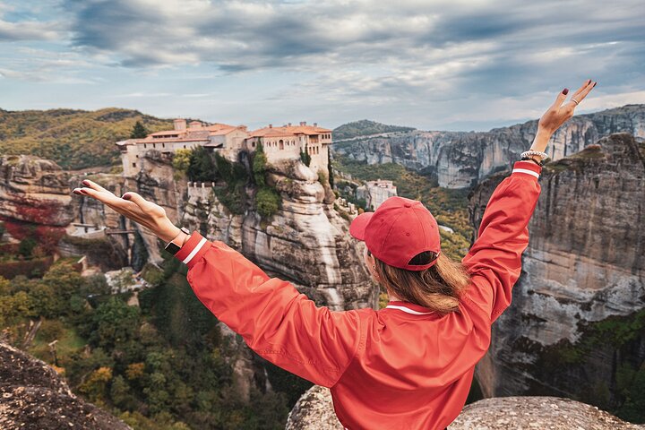 Utforsk de fantastiske klostrene i Meteora, Hellas, et UNESCO-verdensarvsted på dramatiske fjellformasjoner, foto 44 | wizardtrip