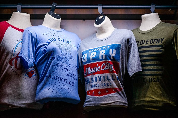 Backstage tour of the Grand Ole Opry House in Nashville, exploring country music history, photo 9 | wizardtrip