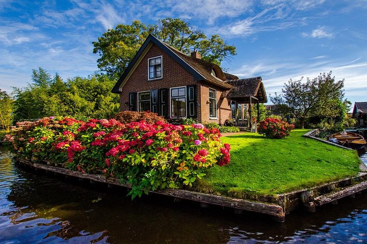 Excursion d'une journée à Giethoorn au départ d'Amsterdam avec croisière sur les canaux | wizardtrip