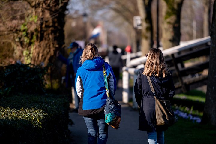 En guidad dagsutflykt till Giethoorn från Amsterdam, med kanalkryssning genom en charmig holländsk by, foto 8 | wizardtrip