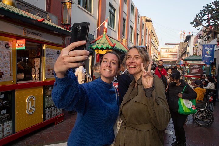 Street Food, Markt & Oude Eetgelegenheden Tour in Lima's Historisch Centrum | wizardtrip