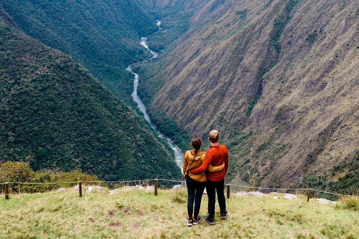 Vandre Inkastien til Machu Picchu, Peru, med gamle ruiner, bjerglandskaber og togrejser, foto 29 | wizardtrip