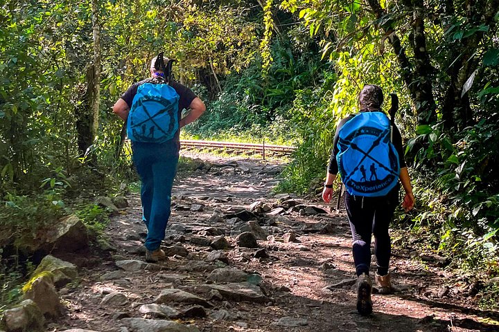 Trekking pelos Andes até Machu Picchu, com paisagens montanhosas deslumbrantes e ruínas antigas, foto 22 | wizardtrip