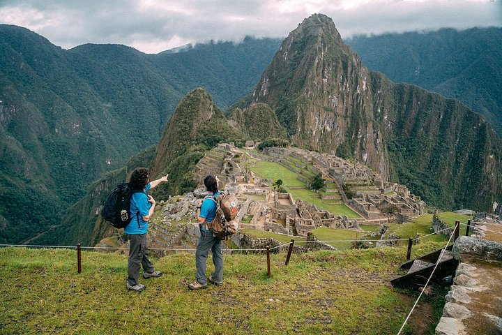 Trekking pelos Andes até Machu Picchu, com paisagens montanhosas deslumbrantes e ruínas antigas, foto 28 | wizardtrip