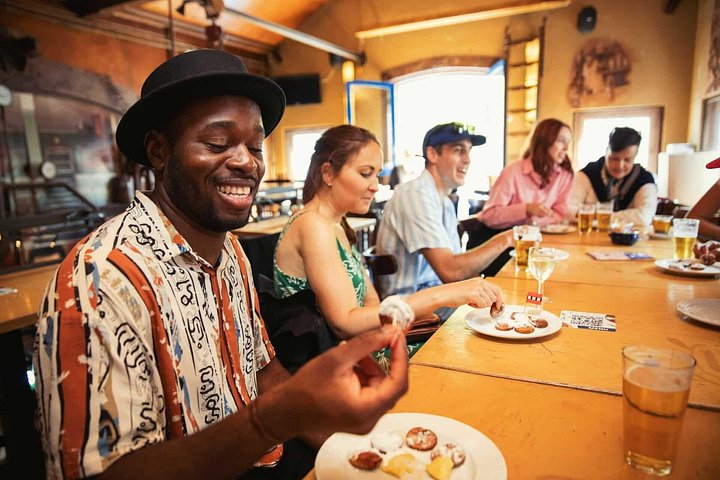Amsterdam madtur og privat kanalsejlads med hollandske delikatesser og naturskønne vandveje, foto 10 | wizardtrip