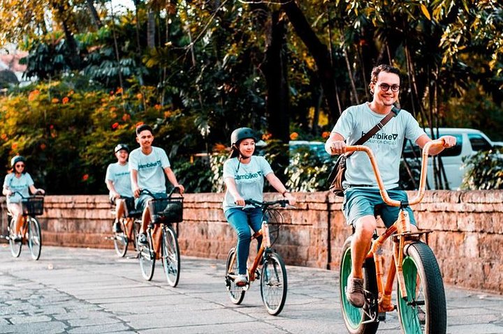 Intramuros Bamboo Bike Tour in Manila | wizardtrip