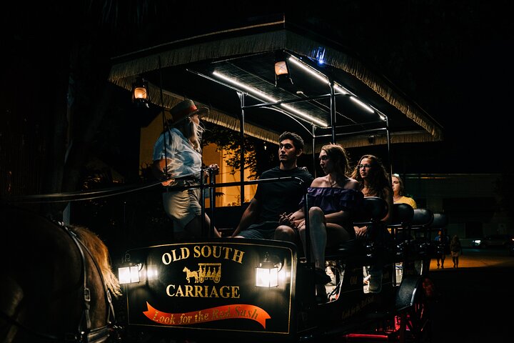 Passeio Assombrado de Charrete Noturna por Charleston | wizardtrip