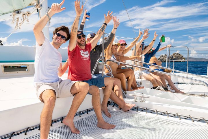 Aventura de snorkel todo incluido en catamarán en St. Thomas con snorkel, almuerzo y bebidas, foto 7 | wizardtrip