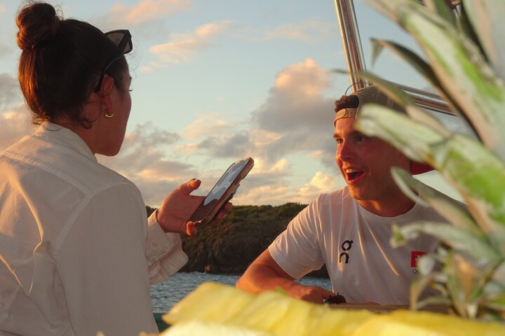 Sunset cocktail cruise on a yacht in St. Thomas, US Virgin Islands, photo 9 | wizardtrip