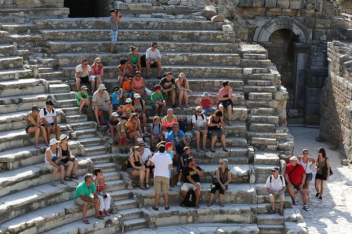 Explore ancient ruins and natural wonders on a historical tour of Perge, Aspendos, Side, and Manavgat Waterfall in Antalya, photo 9 | wizardtrip