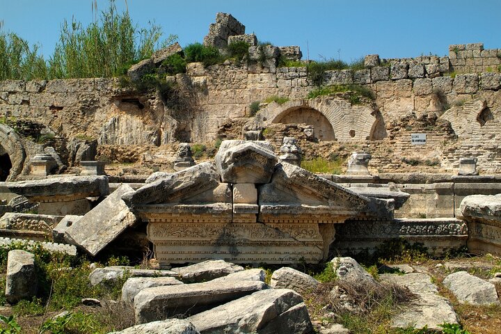 Explore ancient ruins and natural wonders on a historical tour of Perge, Aspendos, Side, and Manavgat Waterfall in Antalya, photo 14 | wizardtrip