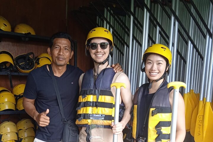 Wildwaterraftavontuur op de Ayung Rivier in Ubud, Bali, met weelderige groene omgeving en optionele watervalbezoeken, foto 23 | wizardtrip