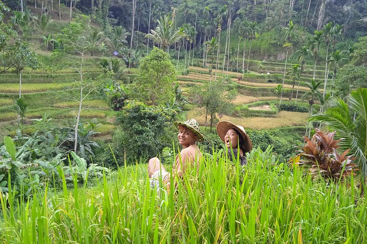 Wildwaterraftavontuur op de Ayung Rivier in Ubud, Bali, met weelderige groene omgeving en optionele watervalbezoeken, foto 41 | wizardtrip