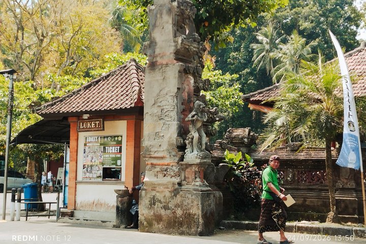 Wildwaterraftavontuur op de Ayung Rivier in Ubud, Bali, met weelderige groene omgeving en optionele watervalbezoeken, foto 47 | wizardtrip