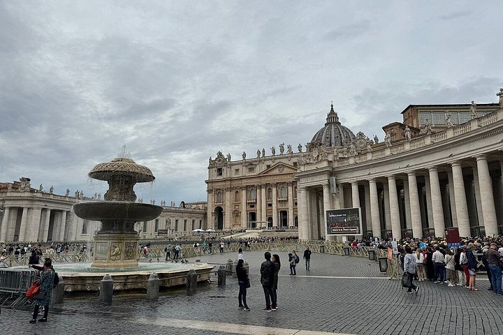 Visite guidée des Musées du Vatican, de la Chapelle Sixtine et de la Basilique Saint-Pierre à Rome, photo 44 | wizardtrip