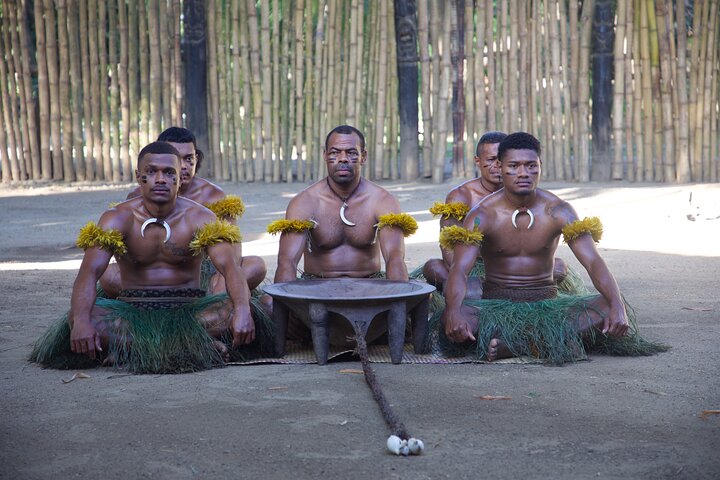 Upplev fijiansk kultur med traditionell dans, mat och ceremonier i Denarau, foto 6 | wizardtrip