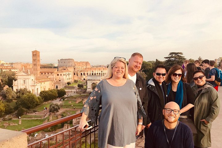Private Tour durch das Kolosseum und Forum Romanum in Rom, Italien, mit antiken Ruinen und historischen Stätten, Foto 12 | wizardtrip