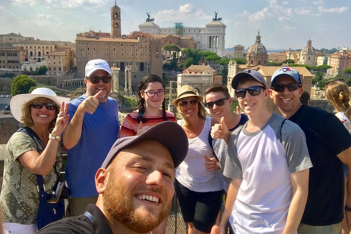 Private Tour durch das Kolosseum und Forum Romanum in Rom, Italien, mit antiken Ruinen und historischen Stätten, Foto 15 | wizardtrip