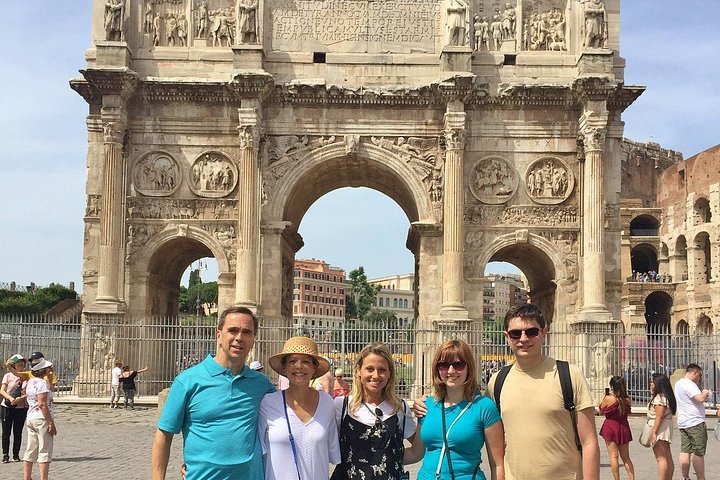 Private Tour durch das Kolosseum und Forum Romanum in Rom, Italien, mit antiken Ruinen und historischen Stätten, Foto 19 | wizardtrip