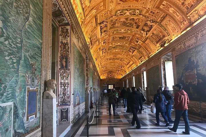 Tour in piccolo gruppo dei Musei Vaticani, della Cappella Sistina e della Basilica di San Pietro a Roma, foto 9 | wizardtrip