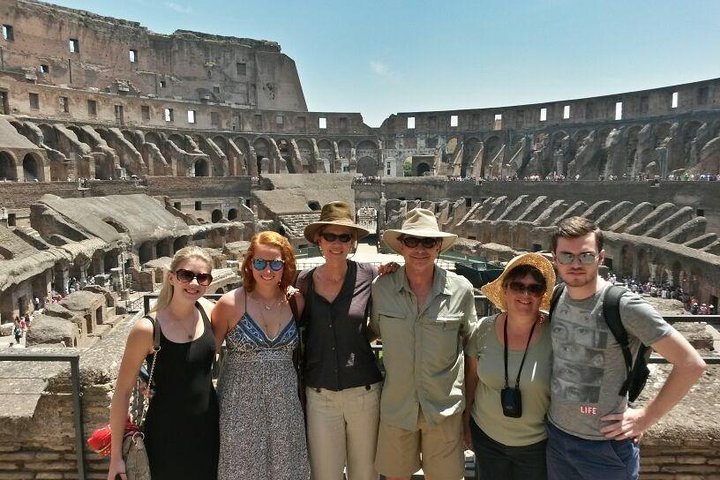 Verken het Colosseum, Romeinse Forum en Palatijnse Heuvel tijdens een tour in kleine groep in Rome, foto 6 | wizardtrip