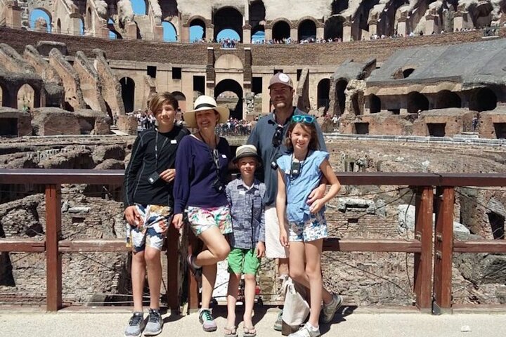 Verken het Colosseum, Romeinse Forum en Palatijnse Heuvel tijdens een tour in kleine groep in Rome, foto 7 | wizardtrip