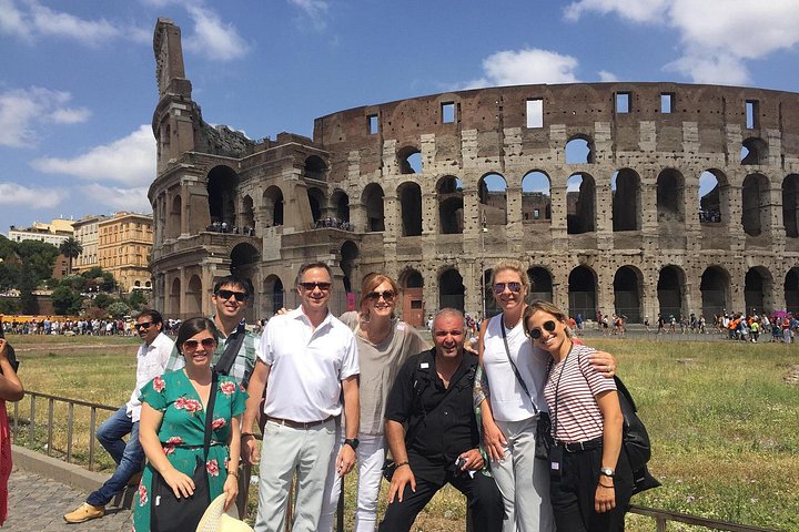 Verken het Colosseum, Romeinse Forum en Palatijnse Heuvel tijdens een tour in kleine groep in Rome, foto 8 | wizardtrip