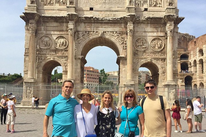 Verken het Colosseum, Romeinse Forum en Palatijnse Heuvel tijdens een tour in kleine groep in Rome, foto 17 | wizardtrip