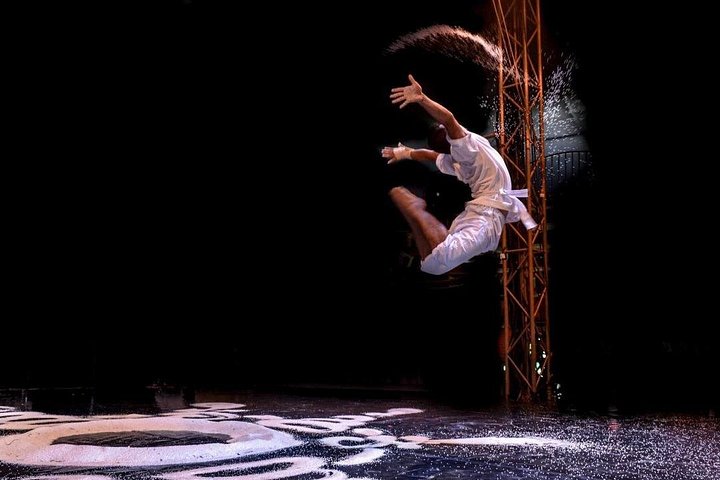 Phare : Le Spectacle du Cirque Cambodgien à Siem Reap | wizardtrip
