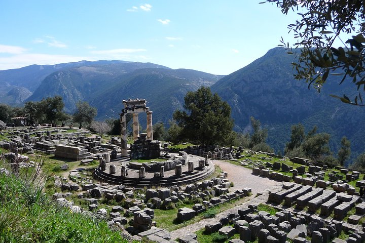 Excursion privée d'une journée à Delphes depuis Athènes | wizardtrip