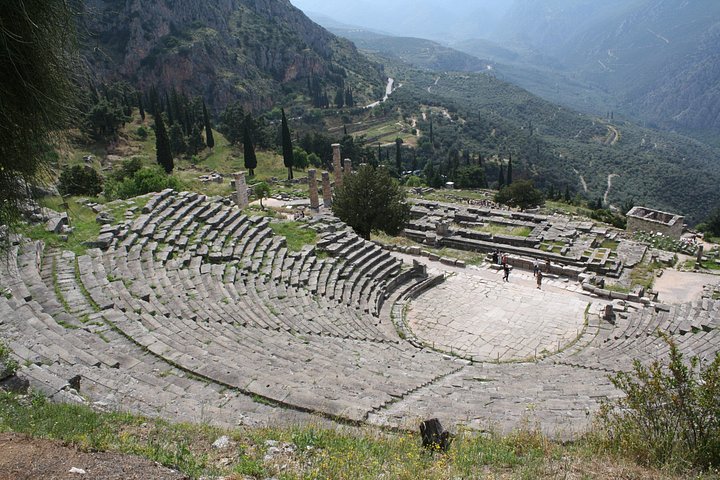 Privétour naar Delphi vanuit Athene, met oude ruïnes, musea en schilderachtige uitzichten op de bergen, foto 14 | wizardtrip