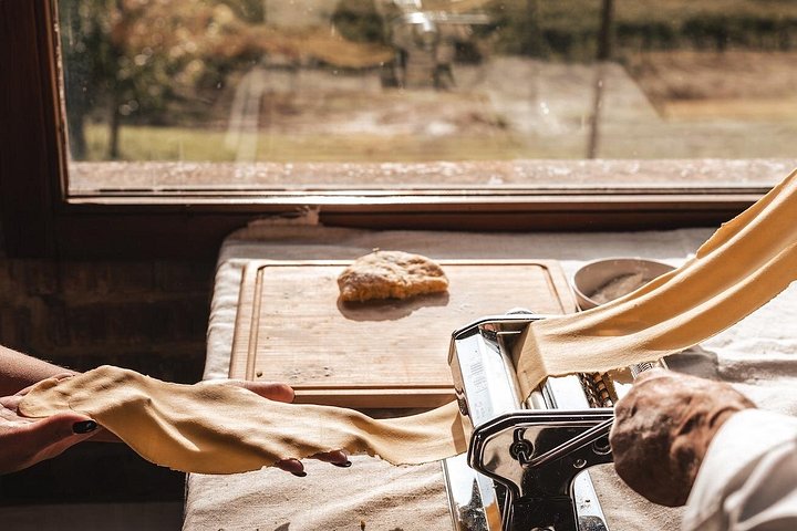 Praktisk toscansk madlavningskursus med udsigt over vinmarkerne og Brunello-vinsmagning i Siena, Italien, foto 10 | wizardtrip