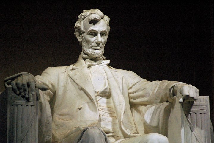 Privat nattur av opplyste Washington DC-monumenter, inkludert Lincoln Memorial og White House, foto 27 | wizardtrip