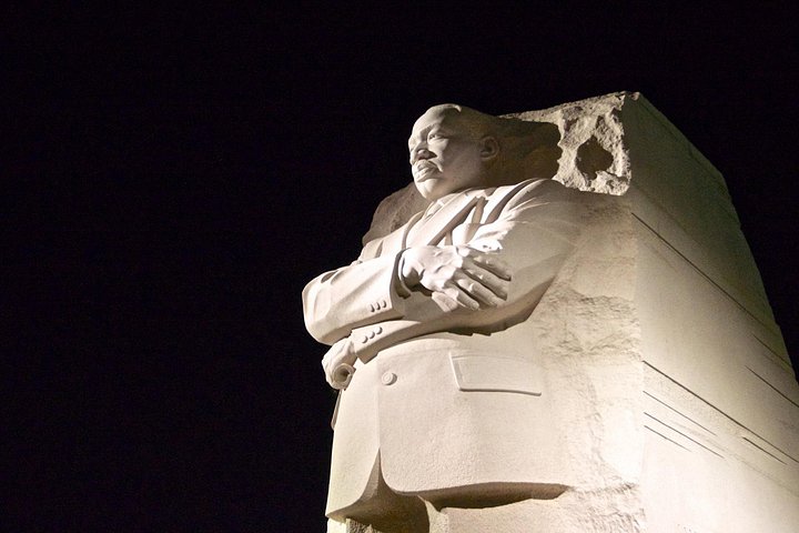 Privat nattur av opplyste Washington DC-monumenter, inkludert Lincoln Memorial og White House, foto 28 | wizardtrip