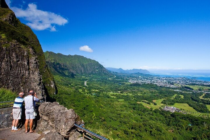 Oahu Circle Island Tour met Waimea Valley Waterval | wizardtrip