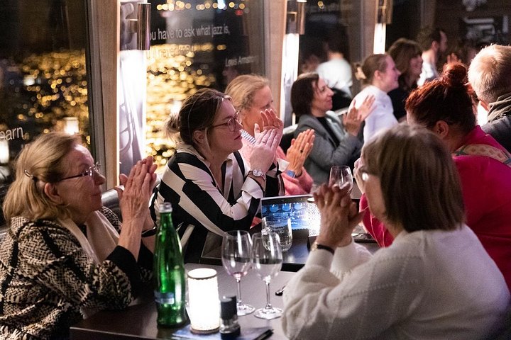Live-Jazzmusik-Kreuzfahrt auf der Moldau in Prag, Foto 8 | wizardtrip