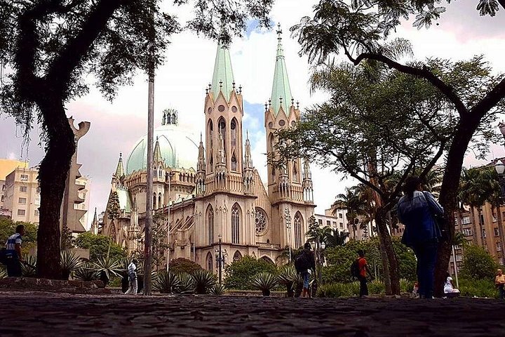 Tour guiado privado explorando os marcos icônicos de São Paulo, distritos culturais e arte de rua vibrante, foto 12 | wizardtrip