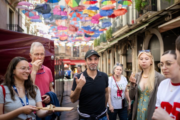 Catania street food tour with market exploration and local delicacies, photo 14 | wizardtrip