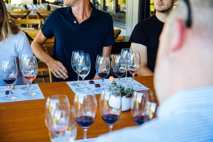 Premium wine and gin tasting tour in Hunter Valley from Sydney, Australia, photo 8 | wizardtrip